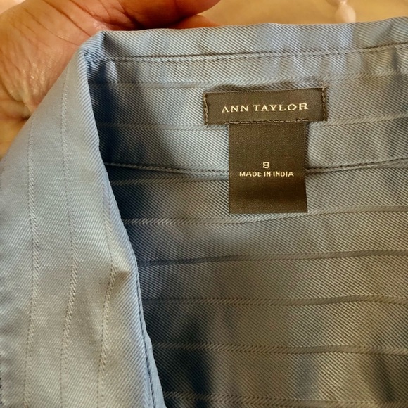Ann Taylor cotton button down collar shirt - Picture 4 of 7
